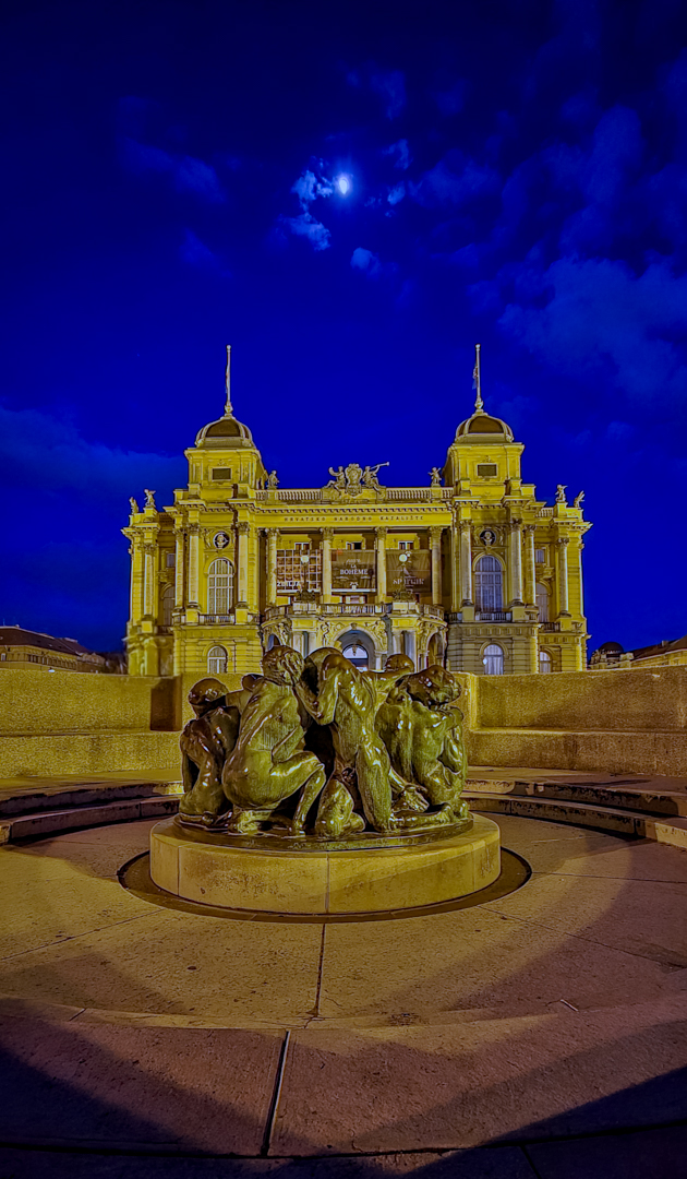 The Well of Life sculpture in front of the National Theatre.